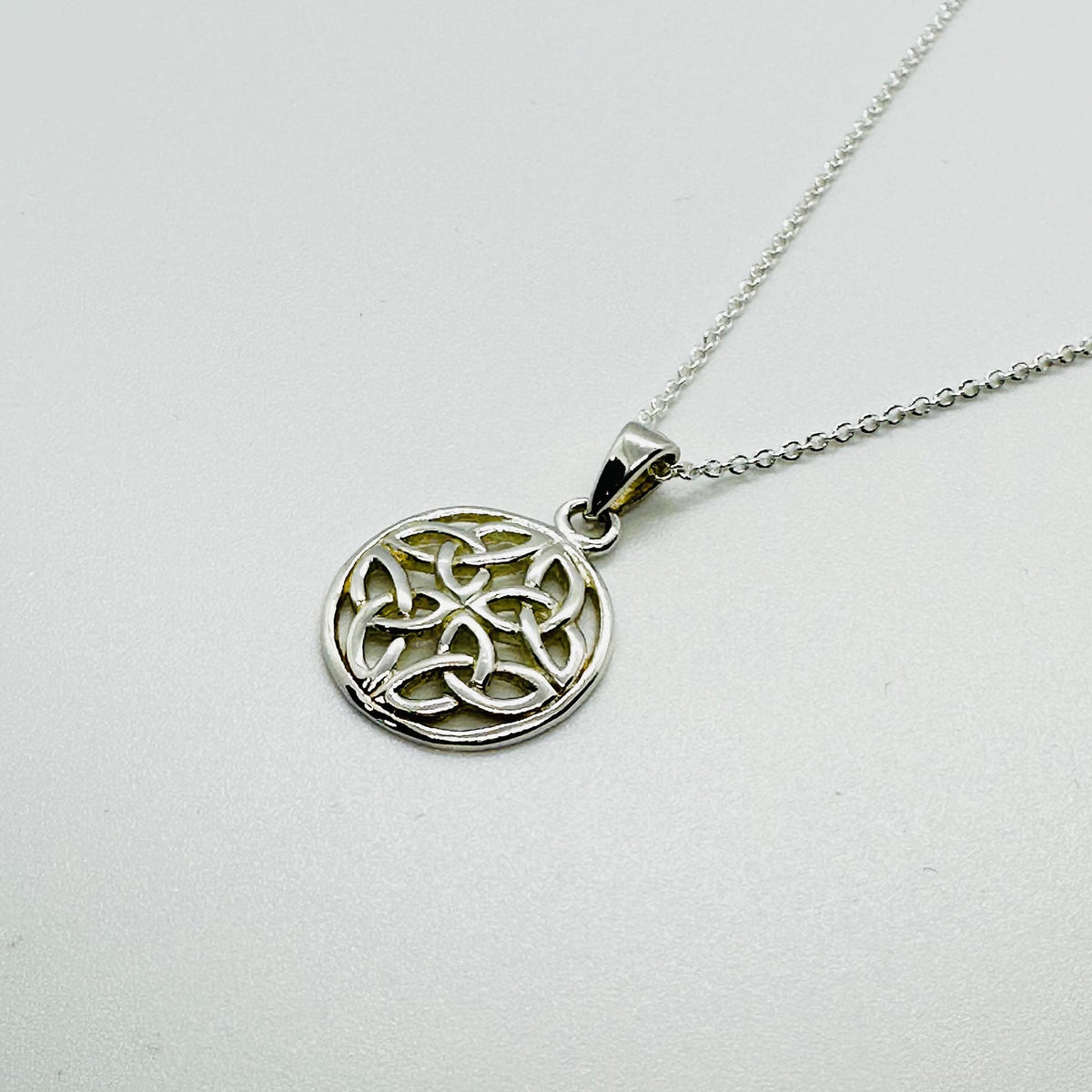 Stirling Silver Round Triquetra Pendant